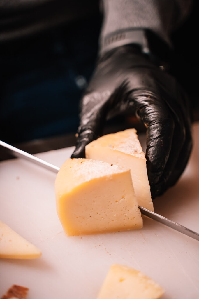 Pecorino semistaginato ciociaro